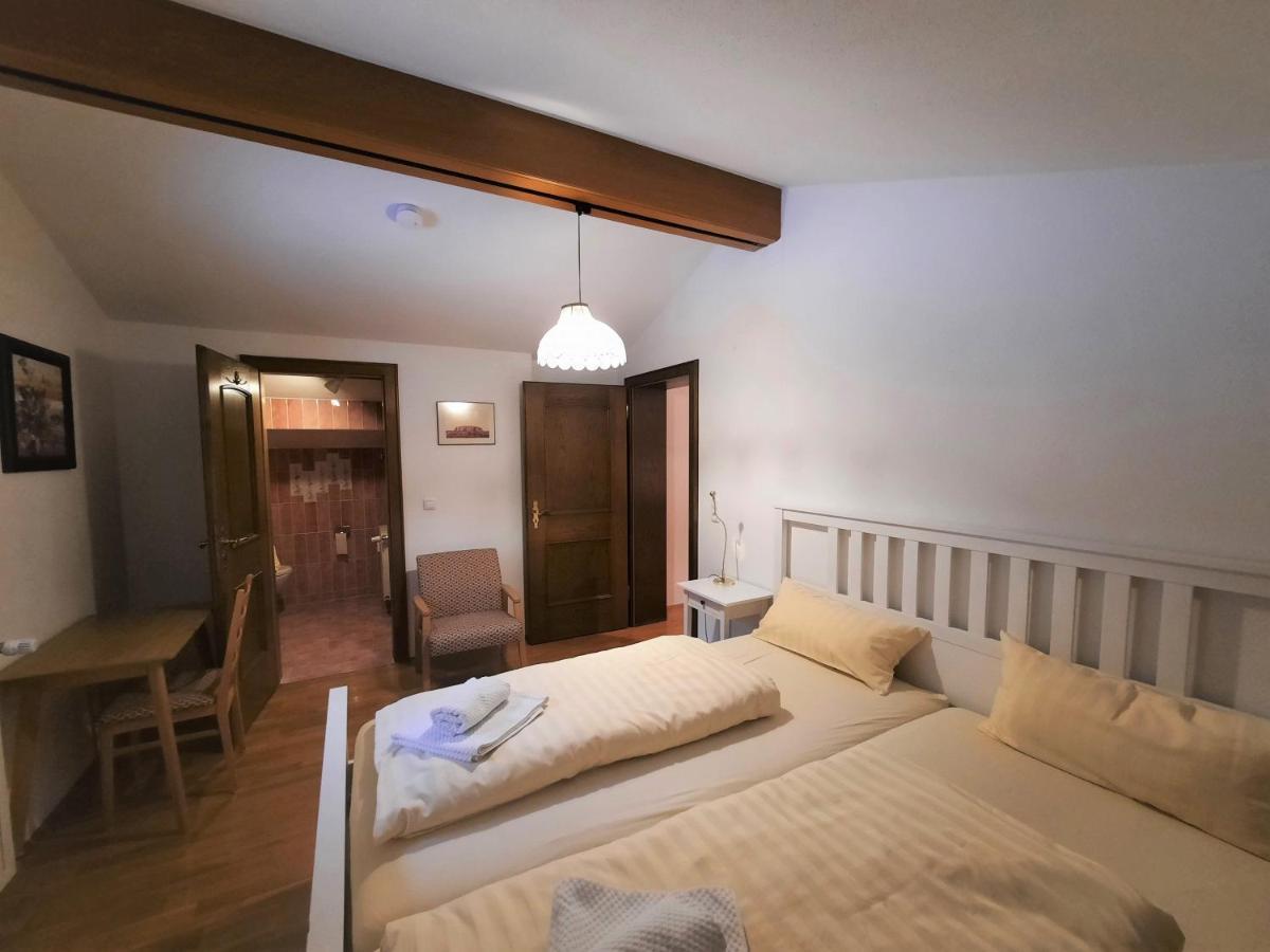 Zwischen Mozart Und Koenig Ludwig Apartment Teisendorf Exterior photo