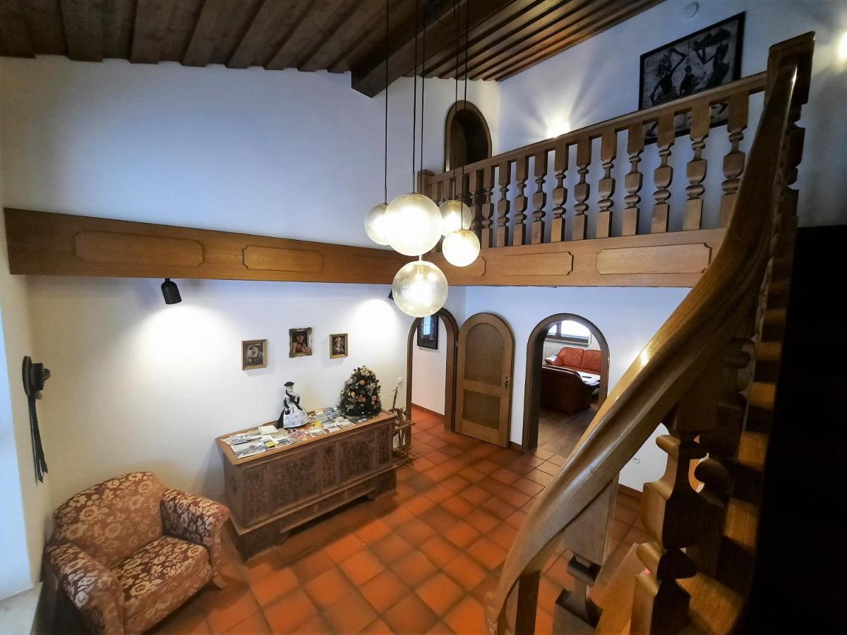 Zwischen Mozart Und Koenig Ludwig Apartment Teisendorf Exterior photo