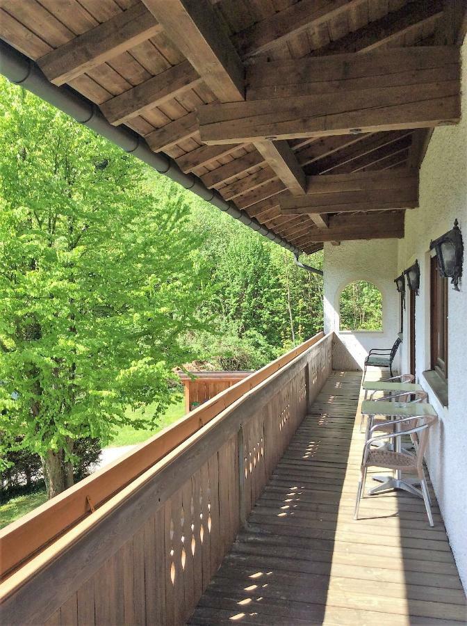 Zwischen Mozart Und Koenig Ludwig Apartment Teisendorf Exterior photo